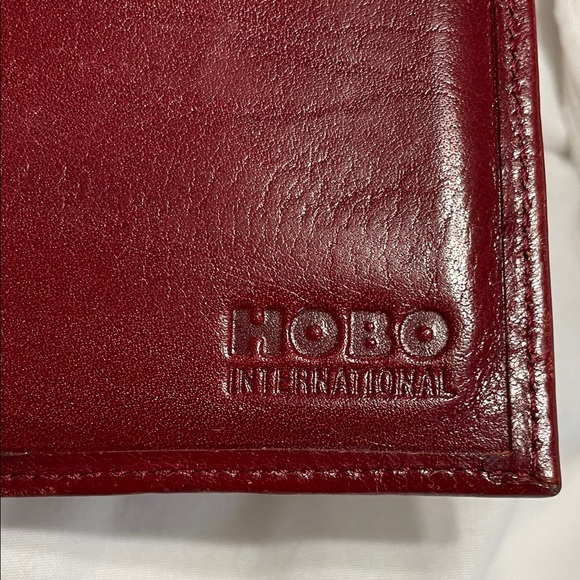 HOBO Vintage Red Leather Wallet - Picture 2 of 11